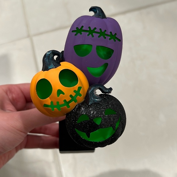 Other - Bath and Body Works Wallflower plug